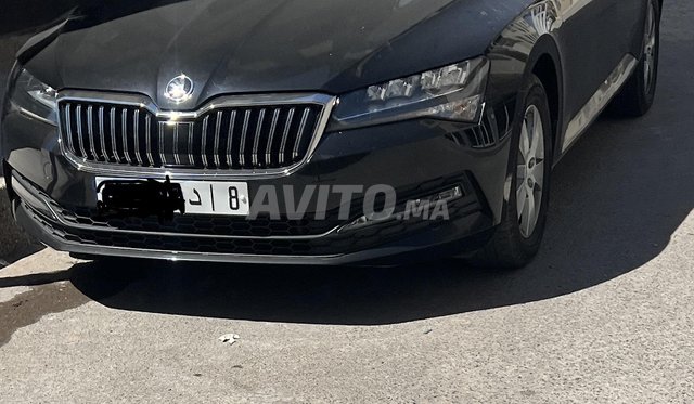 Skoda Superb Diesel Automatique 2023 à Casablanca
