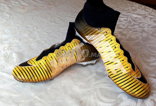 Crampons Nike Mercurial