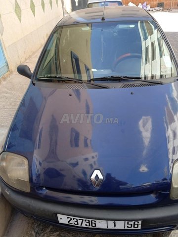 Renault Clio Essence Manuelle 1998 à Nador