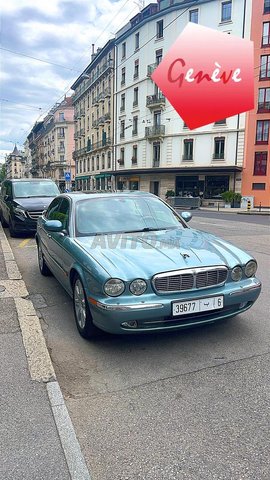 Jaguar XJ 8 Essence Automatique 2003 à Casablanca