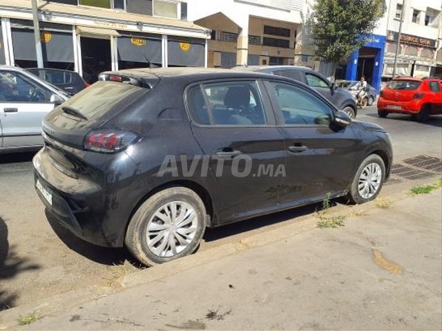 Peugeot 208 occasion Diesel Modèle 2021