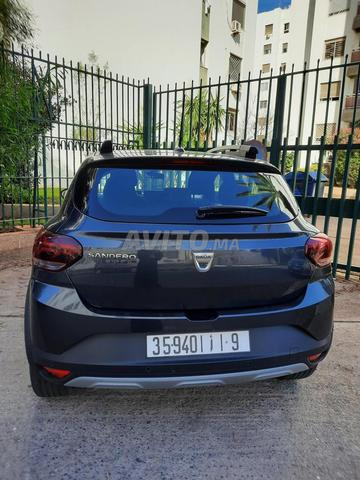 Dacia sandero Stepway2023 automatique - 2