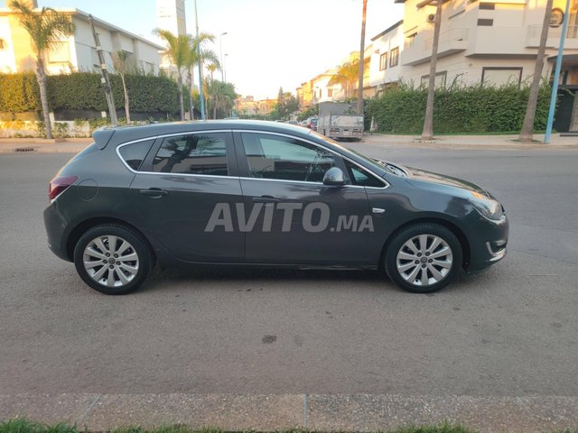 Opel Astra occasion Diesel Modèle 2016