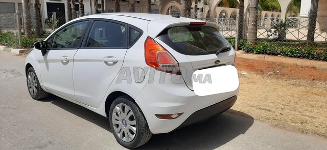 Ford Fiesta occasion Essence Modèle 2016