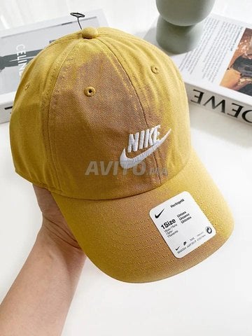 Casquette Nike originale prix 200 dh