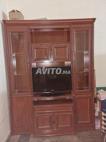 Vtrine television