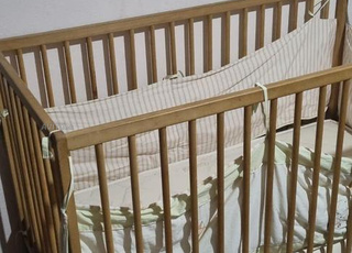 lit bébé et matelas 