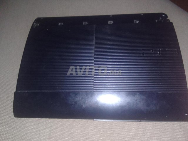 PS3 slim flashé 6 jeux