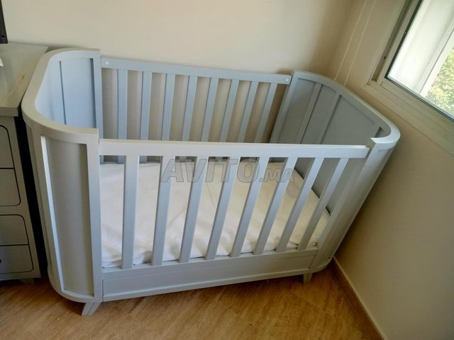 lit bébé avec matelas 
