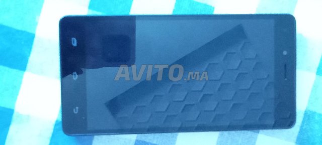 Infinix hot lite 4 16 GB avec un bon prix