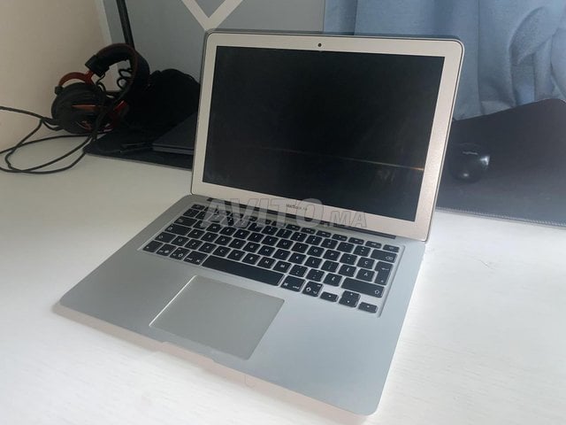 Macbook air 2017 - 13 pouce acheté au Canada