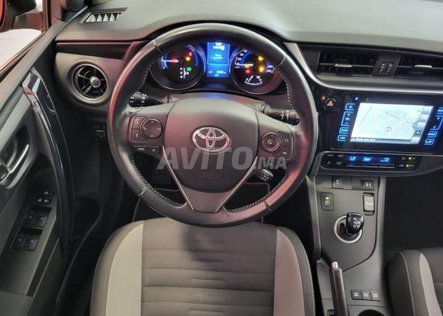 Toyota Auris occasion Hybride Modèle 2017