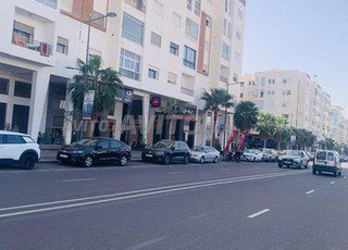 Local commercial 111 m² Av des FAR Agadir
