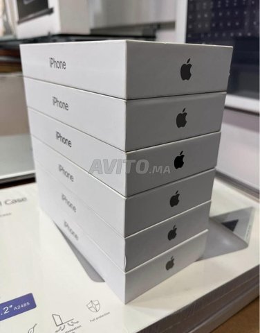 iPhone 15 pro max 256GB naturel titanium neuf