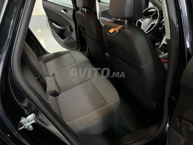 Opel Astra occasion Diesel Modèle 2012