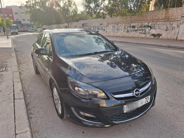 Opel Astra occasion Diesel Modèle 2014