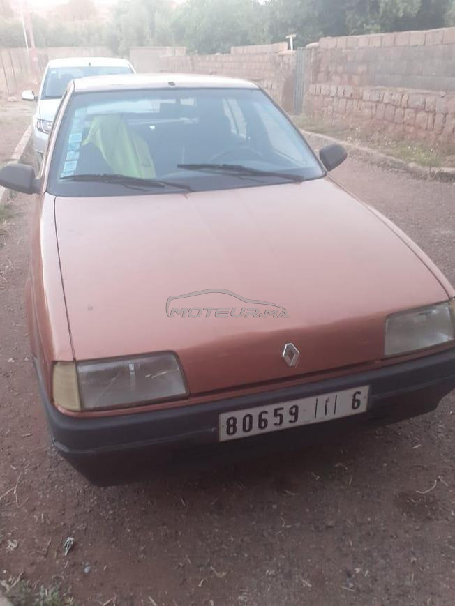  Renault 19