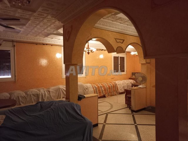 maison hay falah 5 app et 2 magasin 