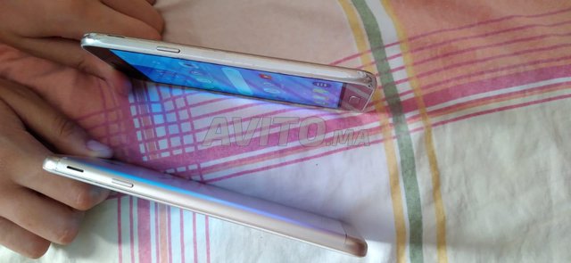 SAMSUNG J7
