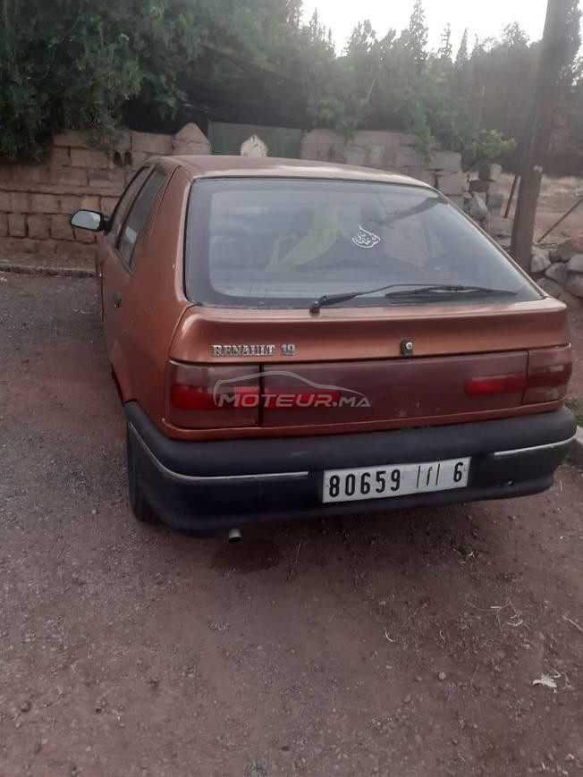 Voiture Renault 19 à vendre
