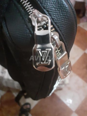 Sacoche louis vuitton original 