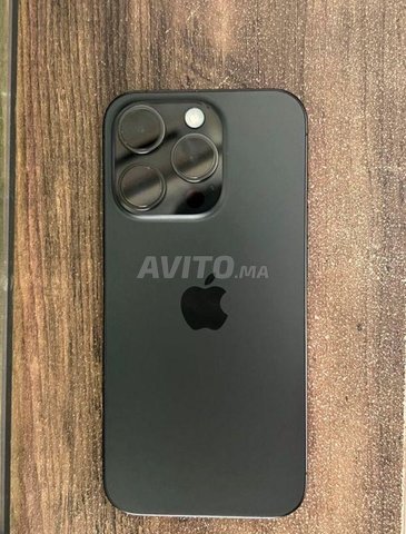 iPhone a vendre 15 pro