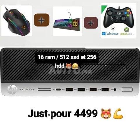 pc clavier mechanic et souris gamer et manette 
