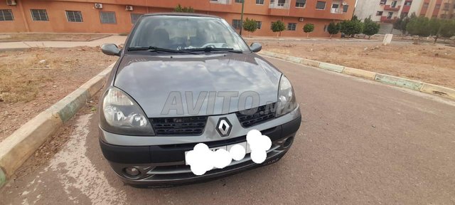 Renault Clio occasion Diesel Modèle 2006