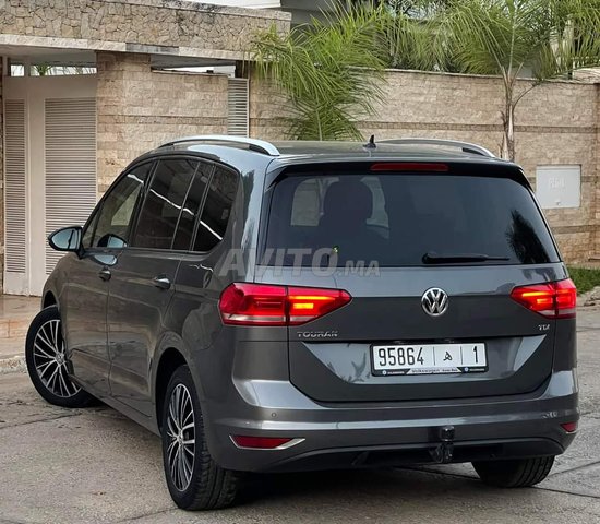 Volkswagen Touran occasion Diesel Modèle 2015