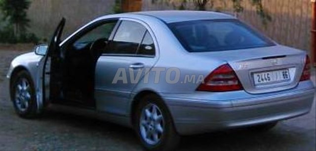 Mercedes-Benz Classe C occasion Diesel Modèle 2004