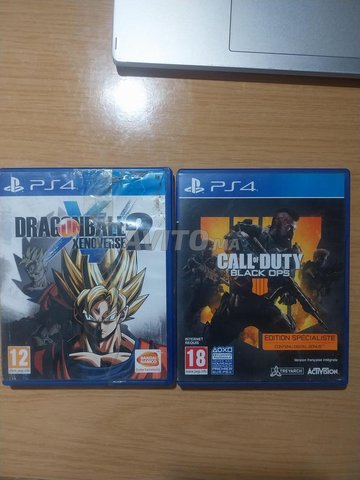 2 CD ps4 à vendre. call of duty black ops 4