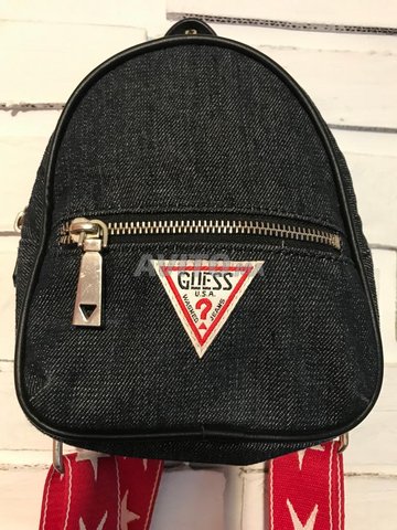 Bonne affaire vêtements de seconde main