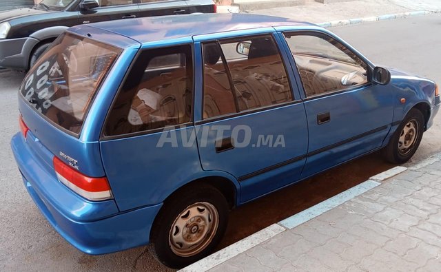 Suzuki Swift Essence Manuelle 2003 à Marrakech