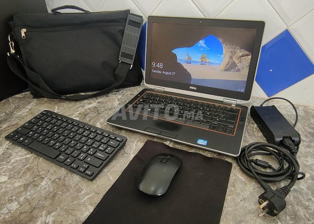 Dell LATITUDE i5 avec souris, clavier et cartable