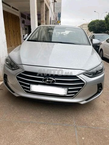 Hyundai Elantra occasion Diesel Modèle 2019