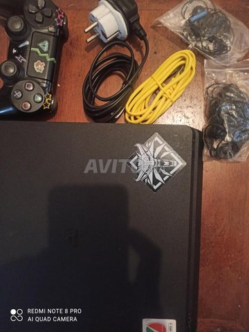 ps4 slim 1000GB