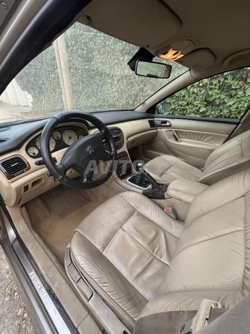 Peugeot 607 Essence Manuelle 2002 à Meknès