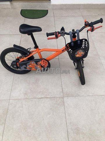 Decathlon B-twin Velo 16 pouces 4-6 ans 500 robot
