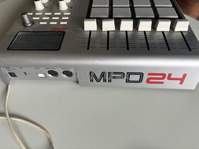 Akai MPD 24 Midi - Drum Pad