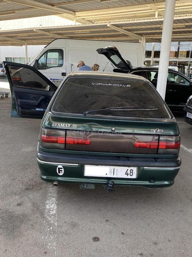 Renault 19 