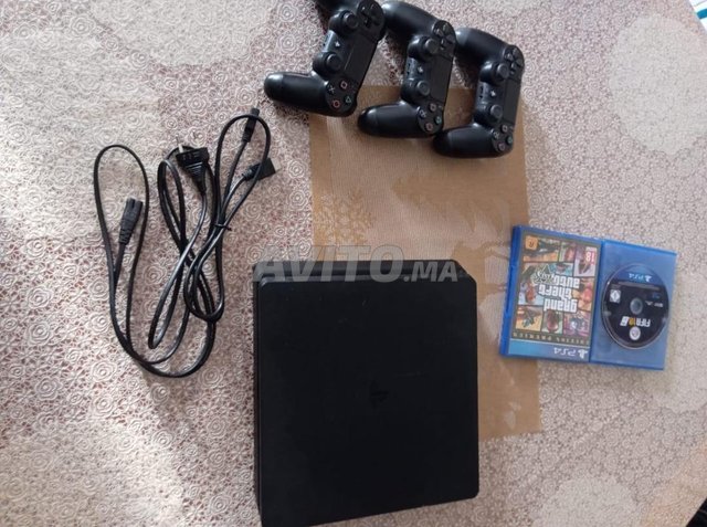 PS4 SLIM 1TB