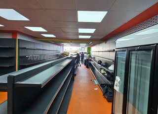 Rayonnage supermarché pour présentation de produit