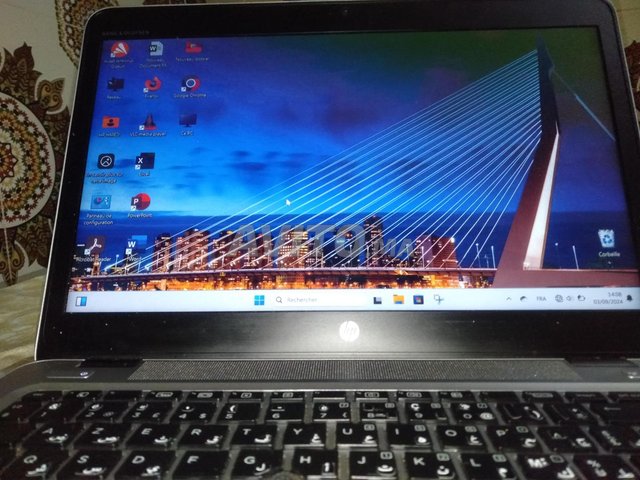 pc hp eletbook 840  i5  6éme generation ( )