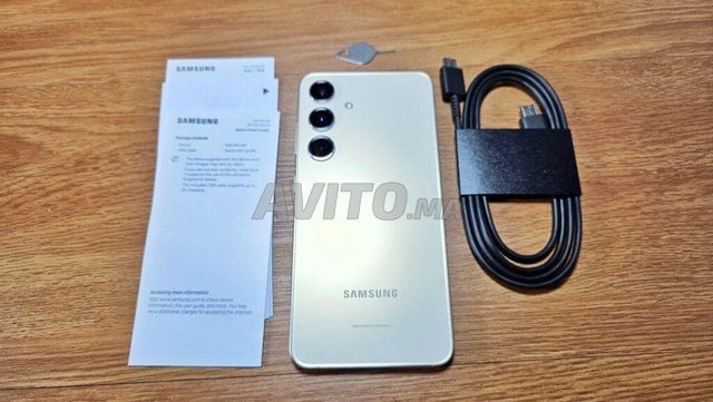 Samsung Galaxy S24 état Neuf