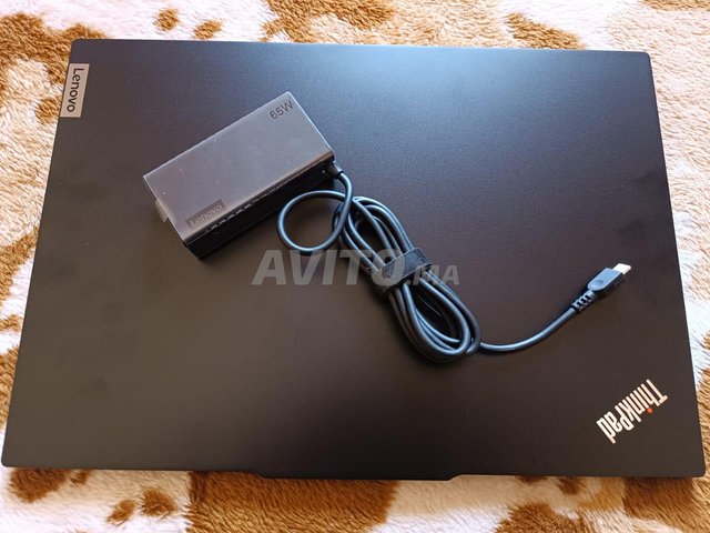 never used Lenovo thinkPad i7 13 gen 40 Gb Ram 1TB