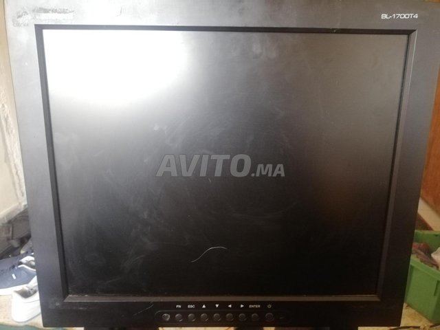 Écran TFT-LCD avec enregistreur numérique (DVR)