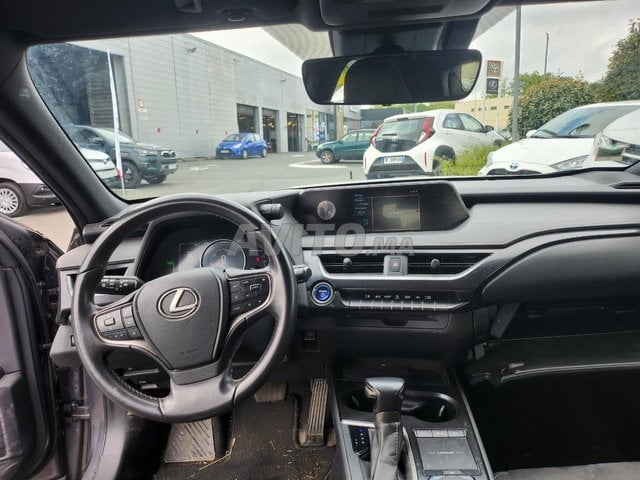 Lexus ux occasion Hybride Modèle 