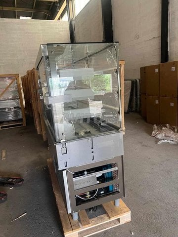 Vitrine frigorifique pour boulangerie / restaurant ! 