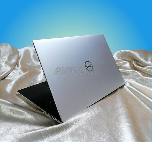 Dell XPS 15 -i7 -10750H 32 GB Ram