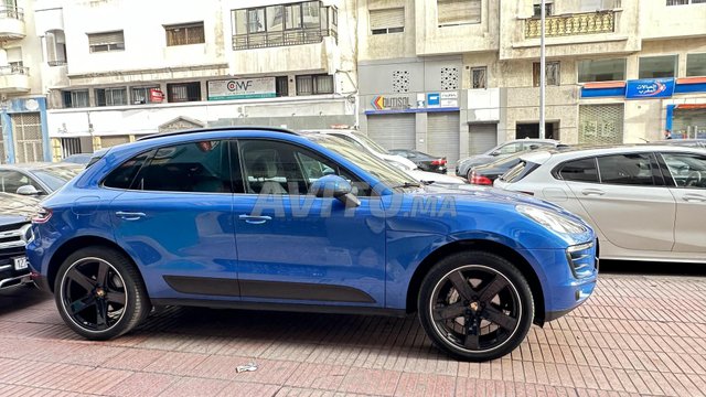 Porsche Macan occasion Essence Modèle 